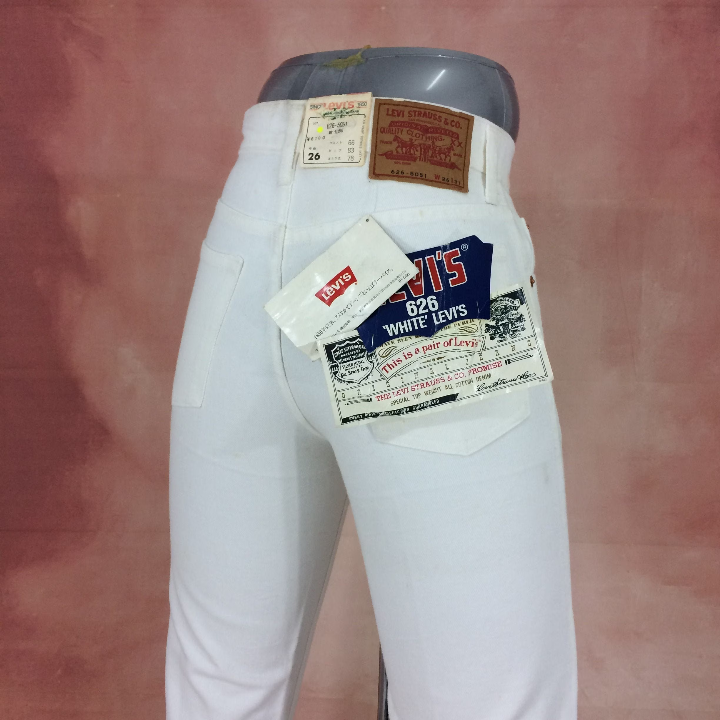 Sz 25 Vintage 90's Deadstock Levis W626 Tiny Small Waist Jeans High Waisted Slim Fit Girlfriends Boyfriends Rare Size Skinny