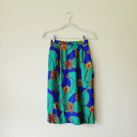 Vibrant 80S Baroque Chain Print Pencil Skirt. Vintage Medallion Silk Teal & Blue Jewel-Toned Silky Midi Skirt