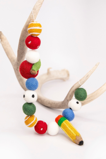 Everyday Garland | First Day Of School Apple Felt Ball Apples Teacher's Gift Pencil Poms