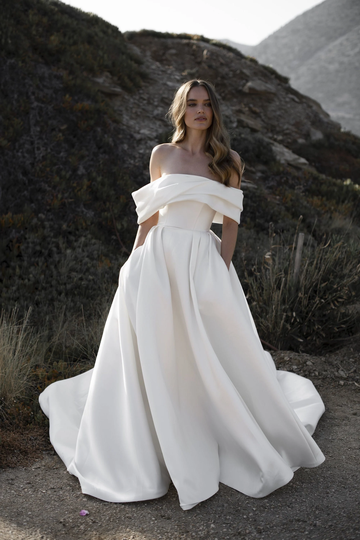 Off The Shoulder Wedding Dress Ballgown Fairy Gown Sleeveless Classic With Train Romantic Open Back Liana