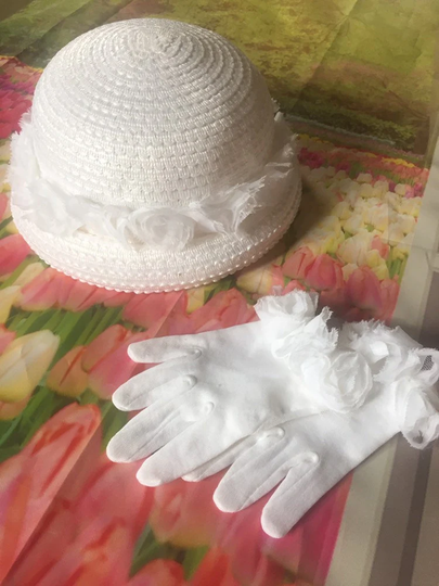 Little Girls White Hat With Rosette Trim Matching Cotton Gloves