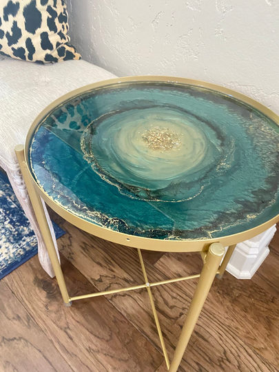 Luxury Resin Geode Accent End Table with Removable Tray Top, Emerald. Unique Christmas Gift For Mom, Wife. Gift Hard To Shop People