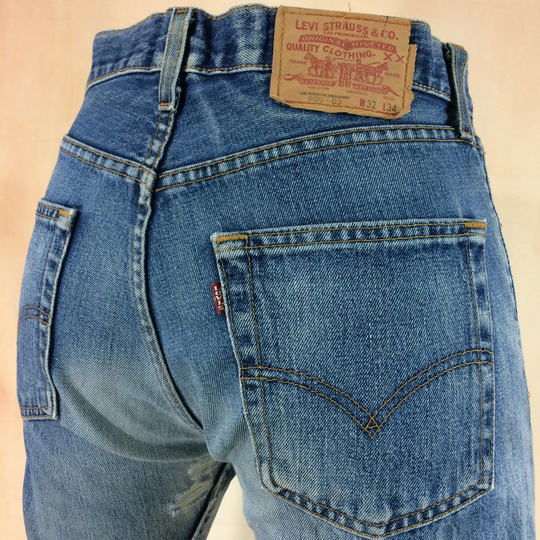 Size 33 Vintage Levis 505 Distressed Ripped Jeans W33 L25 High Waisted Boyfriends Mom Made in USA Waist 33"
