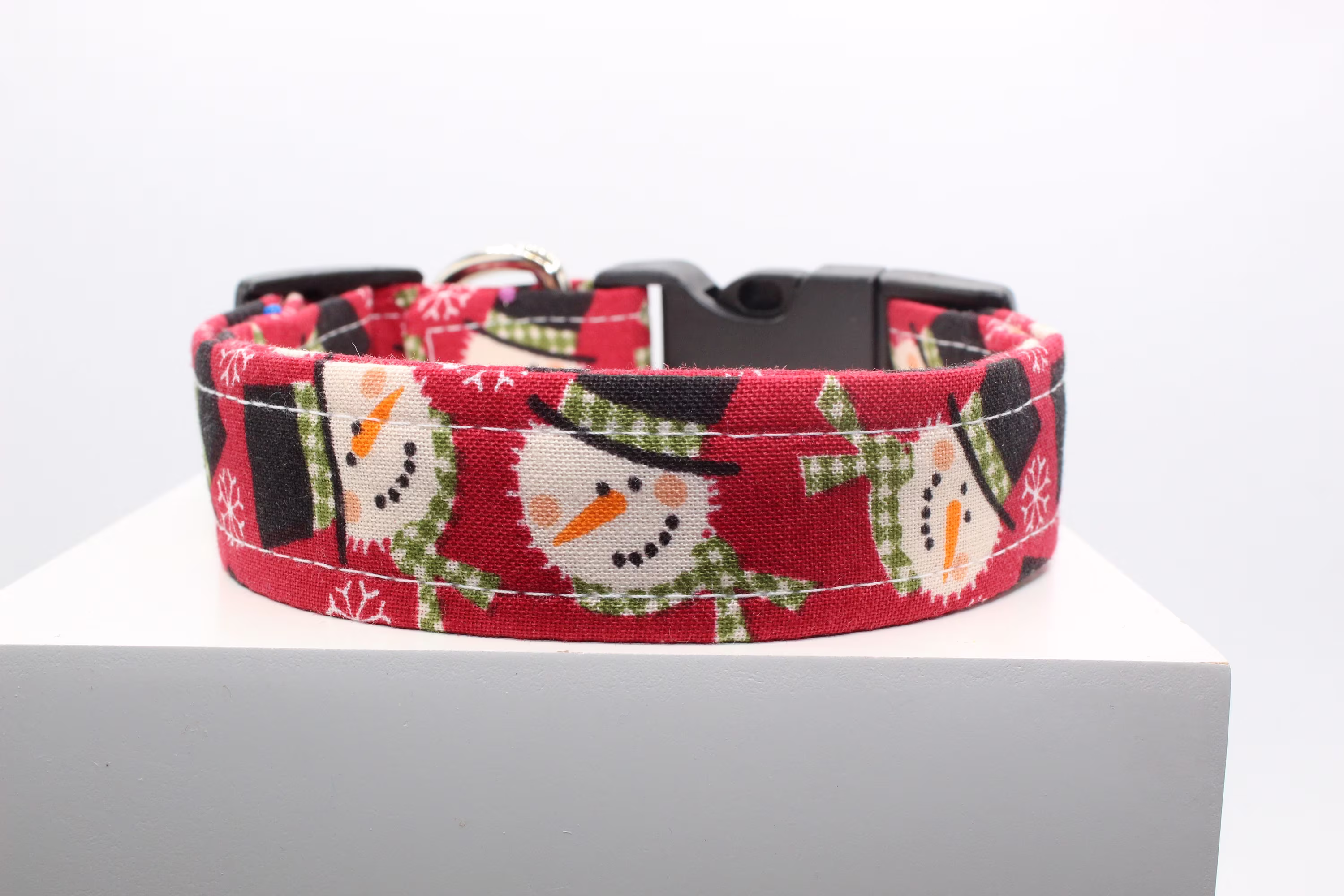 Frosty The Snowman Dog Collar, Handmade Fabric Custom Print Christmas Dogs