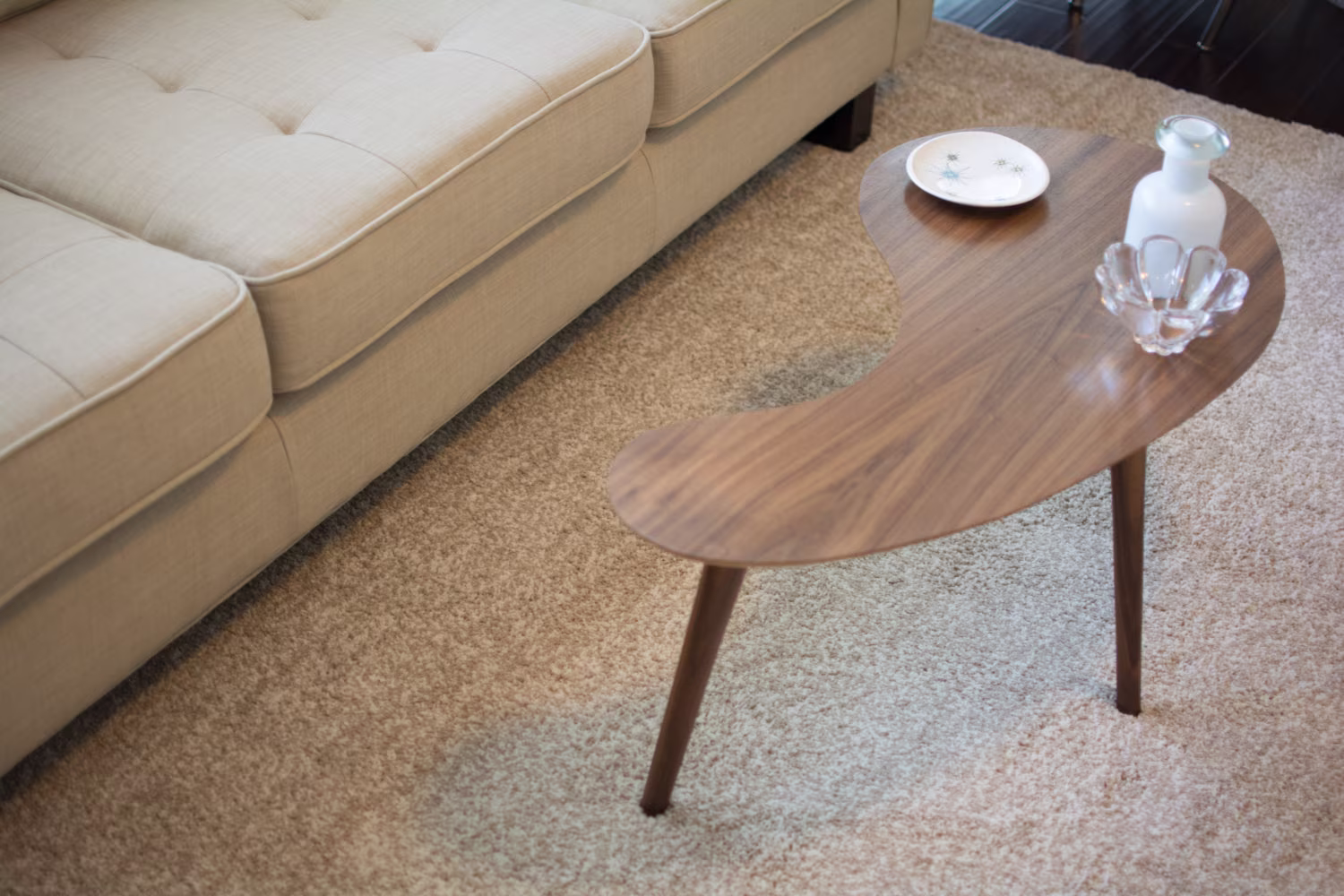 Mid-Century Modern Coffee Table - Walnut Kidney Bean, Small Version