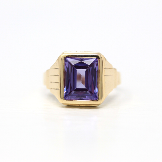 Sale - Created Color Change Sapphire Ring Vintage 10K Yellow Gold Purple Violet 3.28 Ct Retro 1940S Era Size 6 1/2 Fine 40S Jewelry