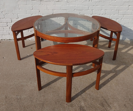 Mid Century Modern Table & Nesting Benches