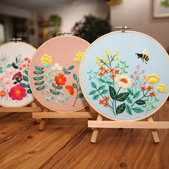Flower Bees Embroidery Diy Art Kit, Full Kit For Beginner With Plastic Hoop, Diy Start Up Set