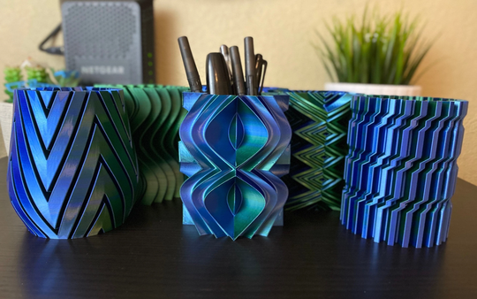 Aurora Dual Color Pencil Holders | Pen Cups 3D Printed Edgy Cup Designs Sw Aurora-Blue/Green